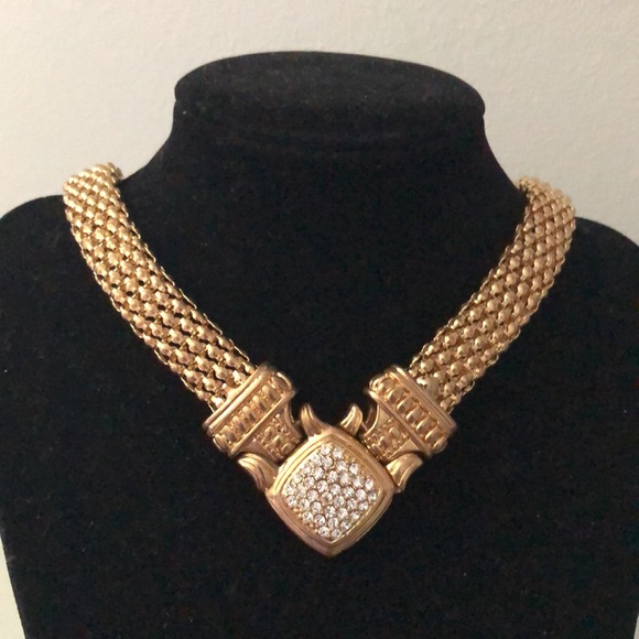 Fancy Gold Necklace - Picture 8 of 10